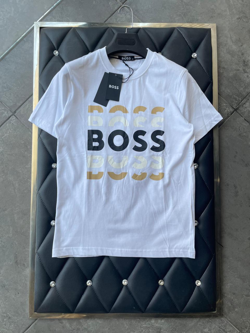 Boss T-shirt
