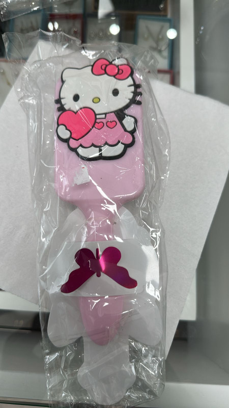 Hello Kitty hair brush